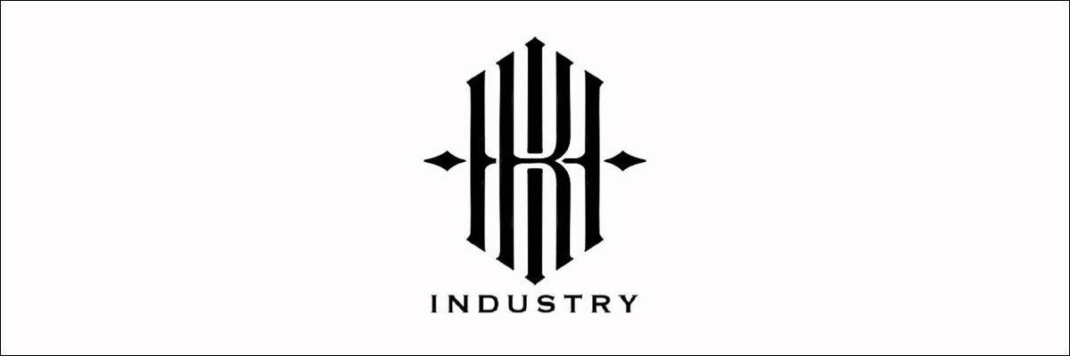 KHI industry 萩原京平　ロゴスウェット KHI（ケーエイチアイ）│メンズアパレル│Massimo オンラインストア