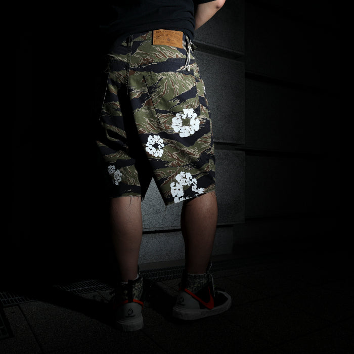DENIM TEARS / デニムティアーズ タイガー カモ CW ショーツ DENIM TEARS / デニムティアーズ タイガー カモ CW ショーツ