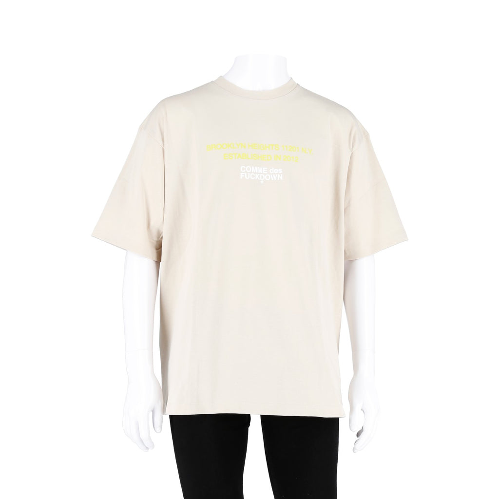 COMME des FUCKDOWN / コムデファックダウン フロント ロゴ プリント Tシャツ メンズ 半袖