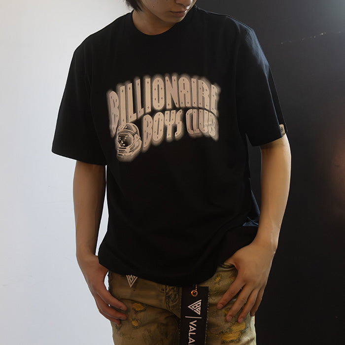 BILLIONAIRE BOYS CLUB / ビリオネア ボーイズ クラブ ディストーティド アーチ ロゴ Tシャツ 601b26151