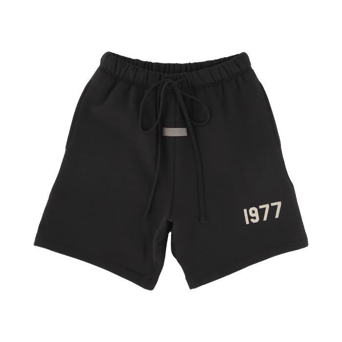 ESSENTIALS / エッセンシャルズ　1977ロゴ ハーフパンツ ユニセックス 22spring1977swe