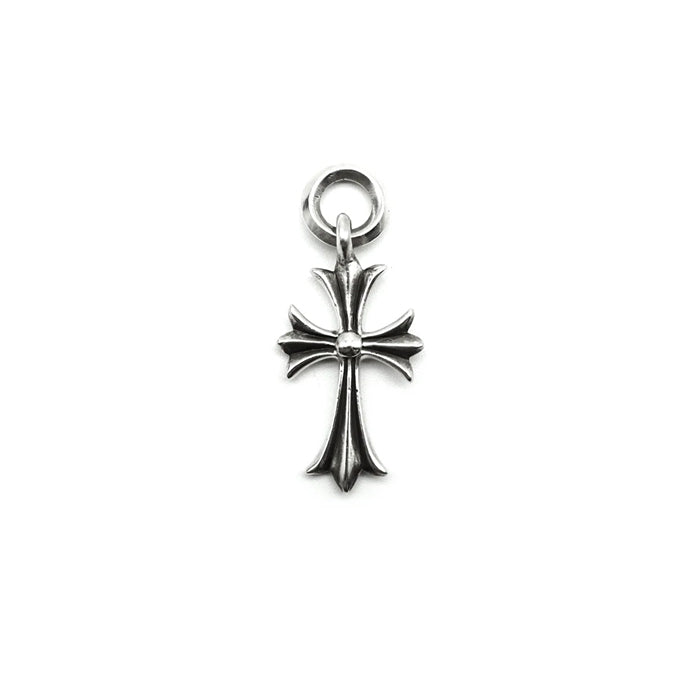 クロムハーツ　CHROME HEARTS CHROME HEARTS / クロムハーツ タイニー クロス チャーム ペンダント